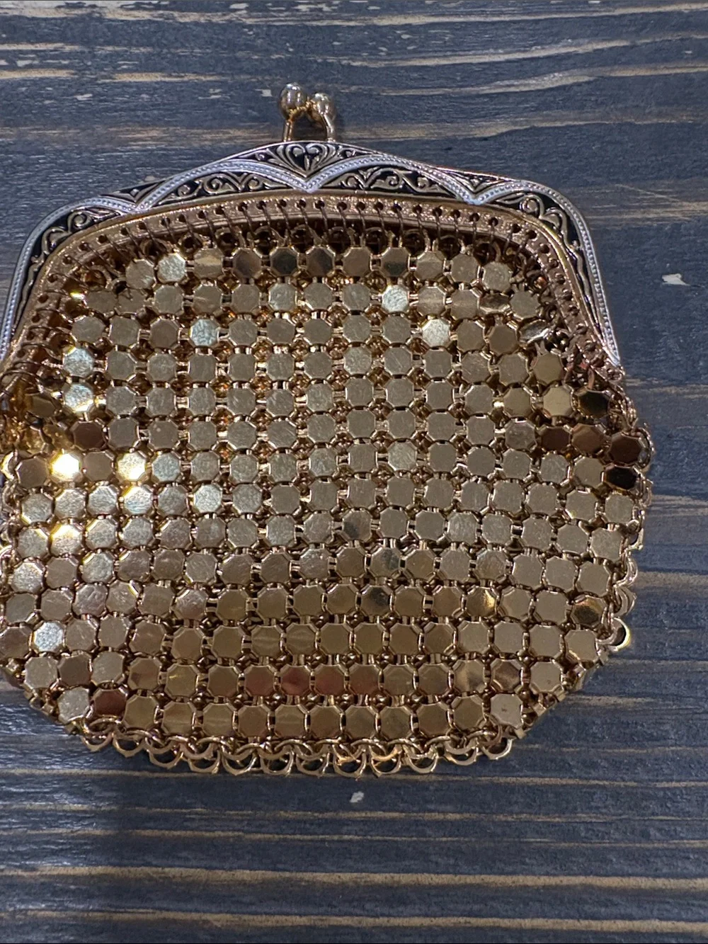 Vintage 1970s Gold Chain Coin Purse With A Clasp (Made in Germany)
